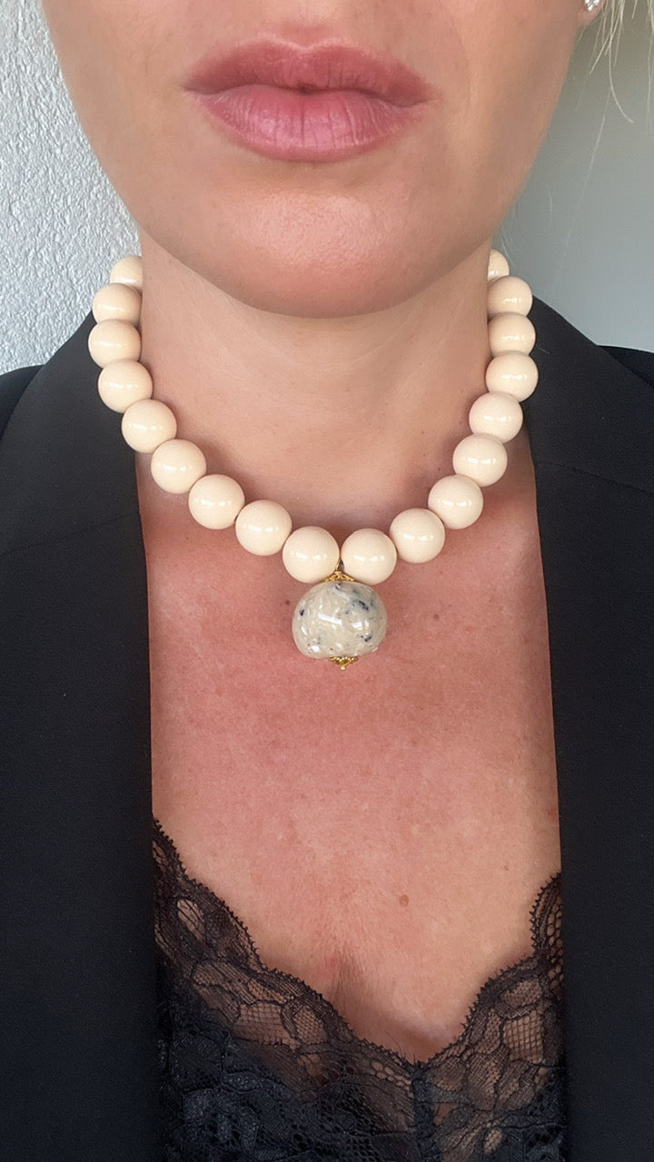 Collar Tessa en ivory