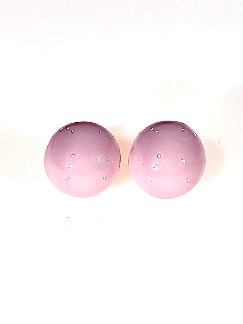 Pendientes media esfera rosa