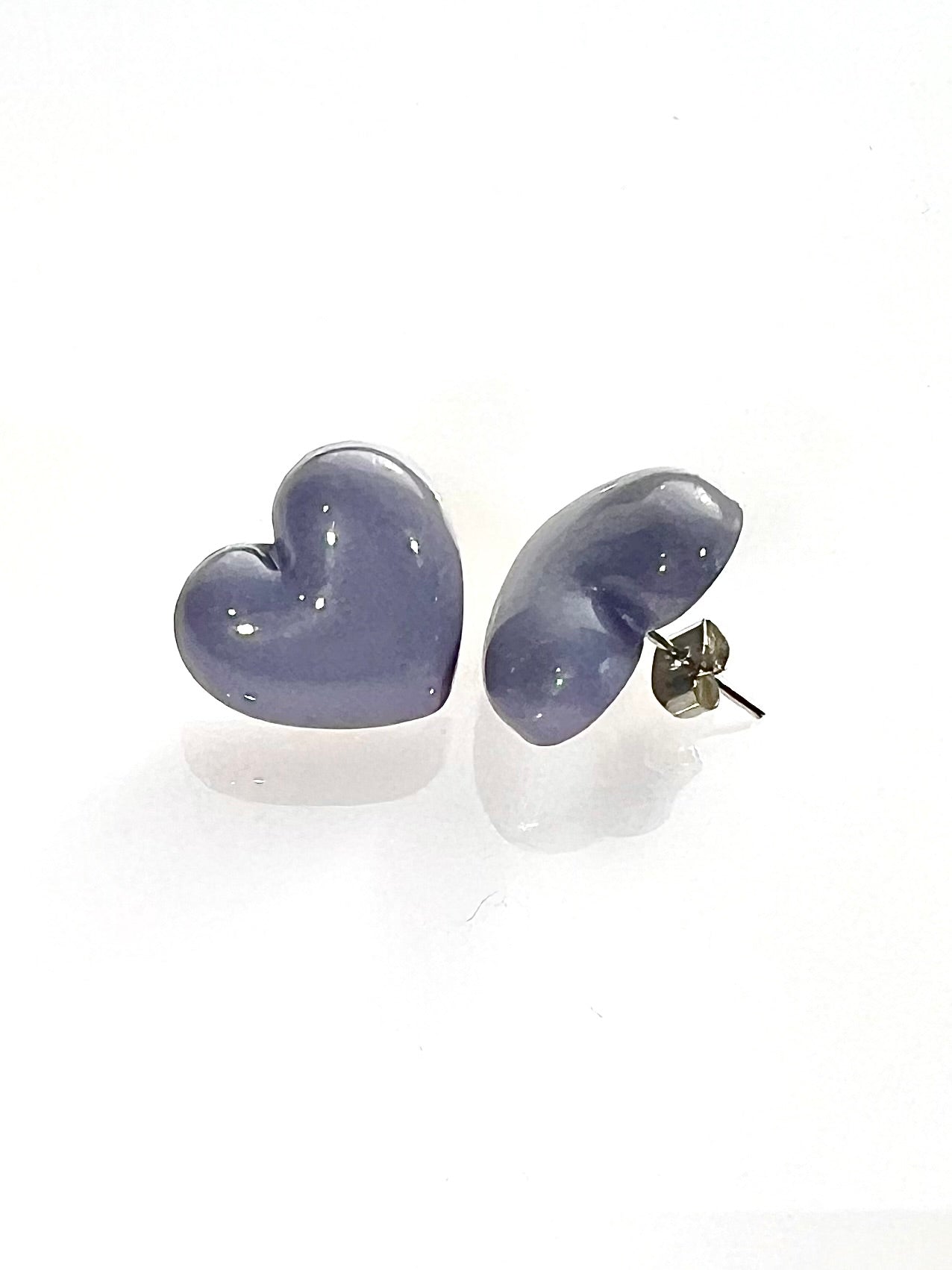 Pendientes corazón gris