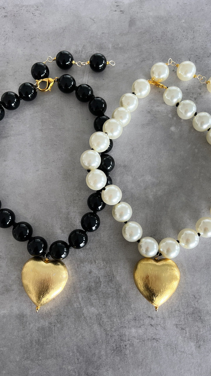 Collar Cuore en negro