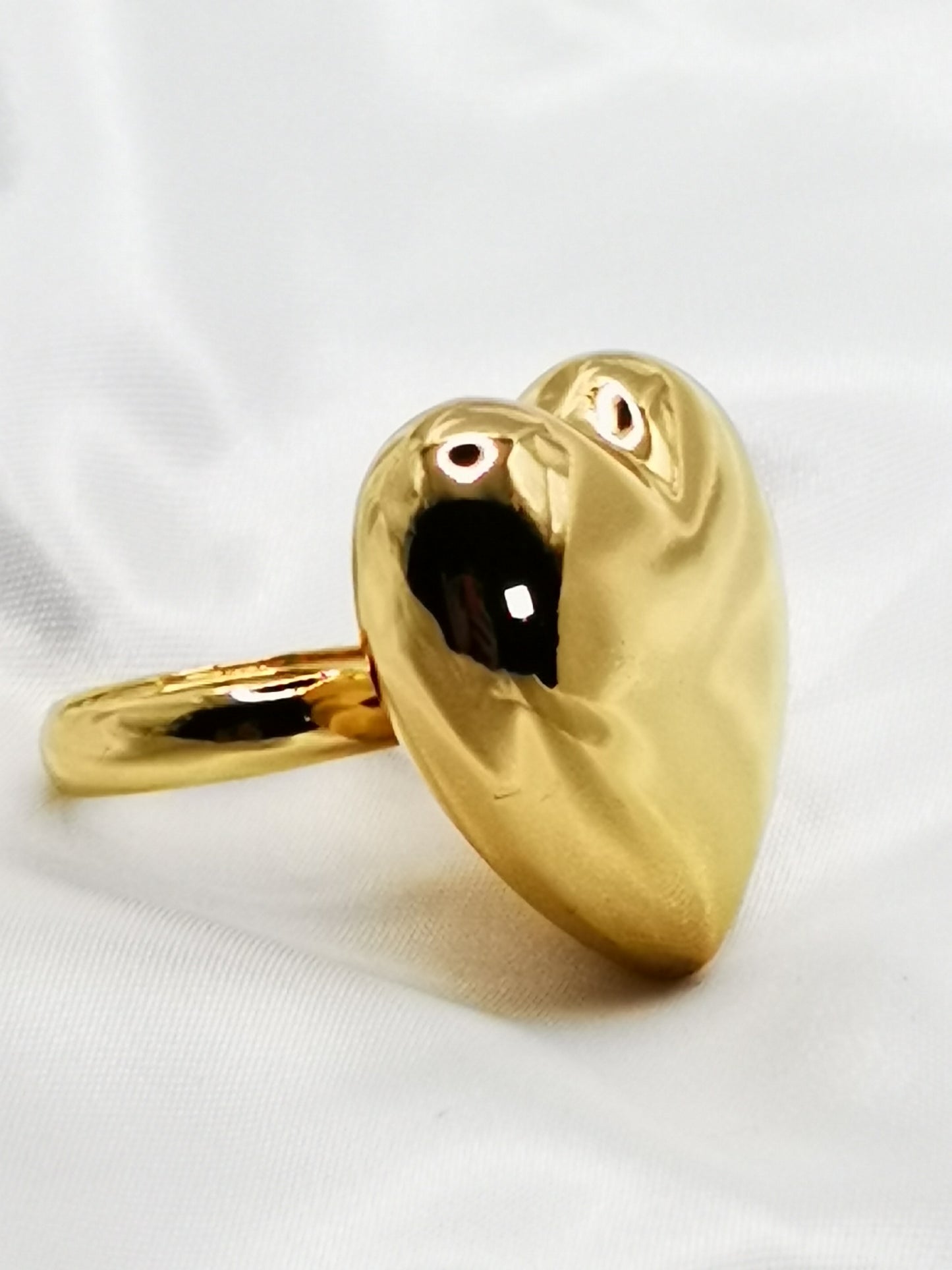 Anillo grande corazón oro