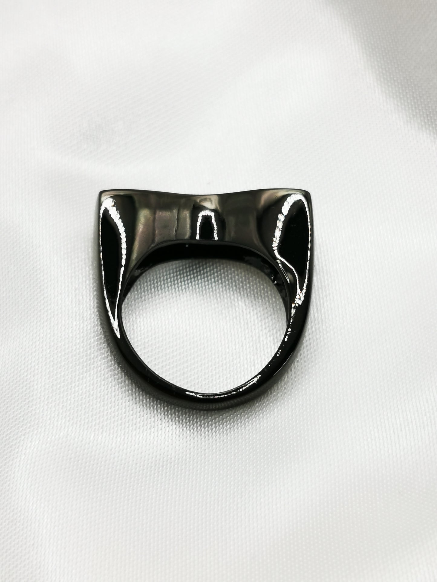 Anillo en rutenio