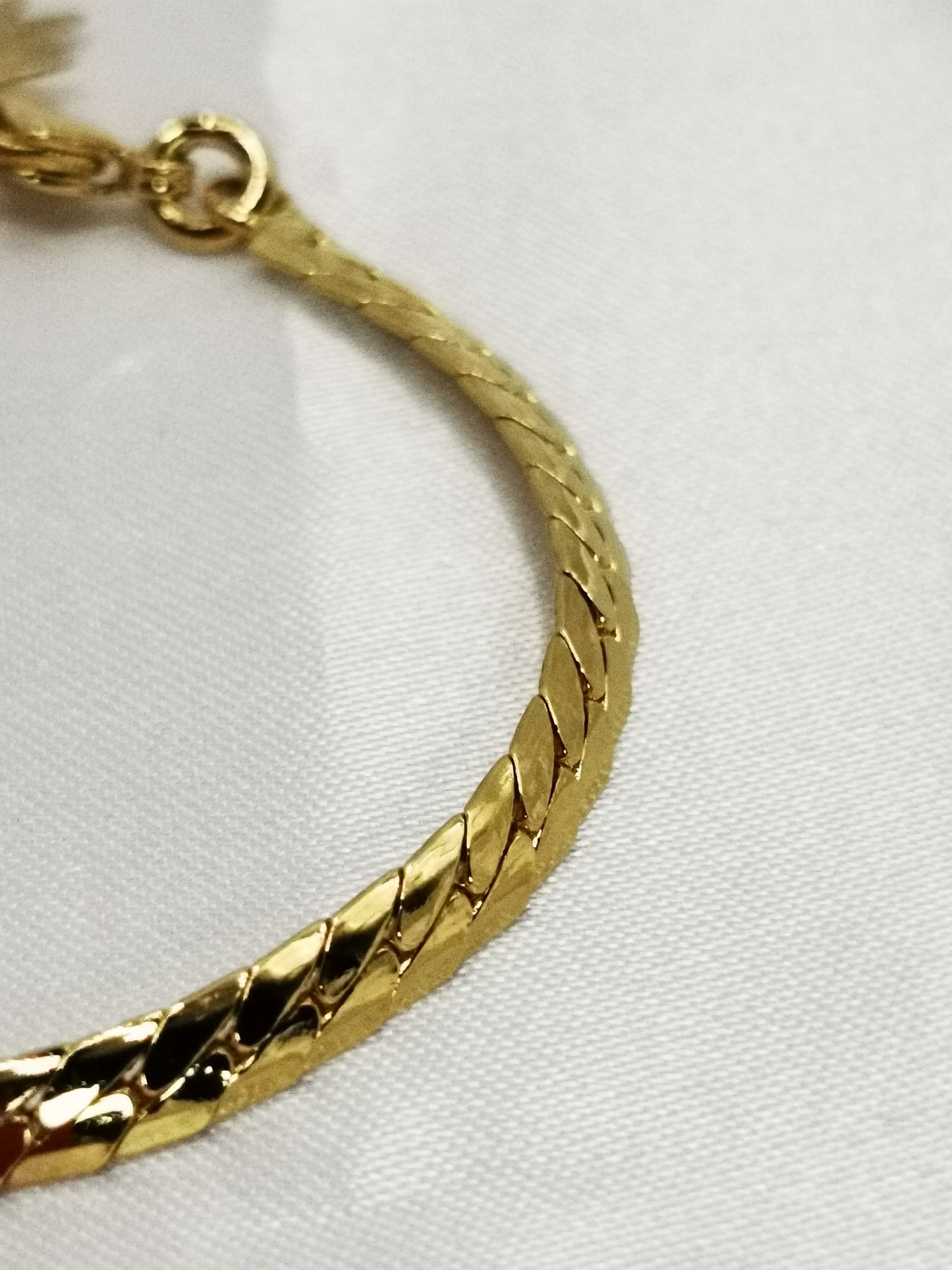 Pulsera en oro