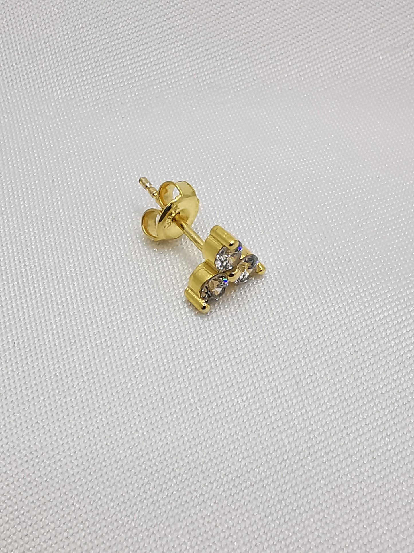 Pendientes dormilonas triángulo oro