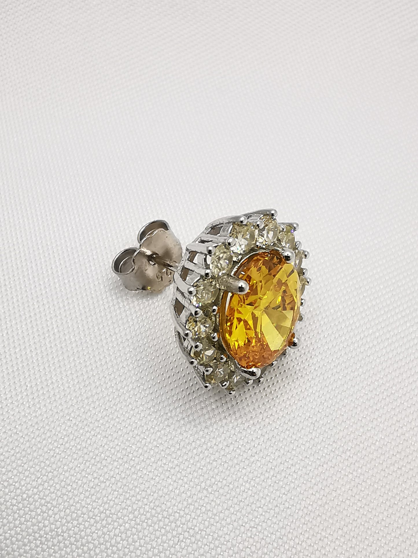 Pendientes rosetón amarillo