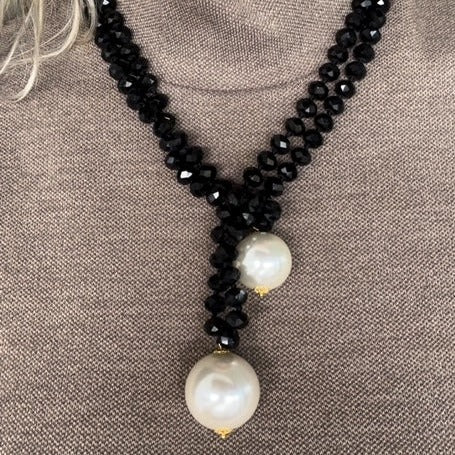 Collar piedra negra con 2 perlas