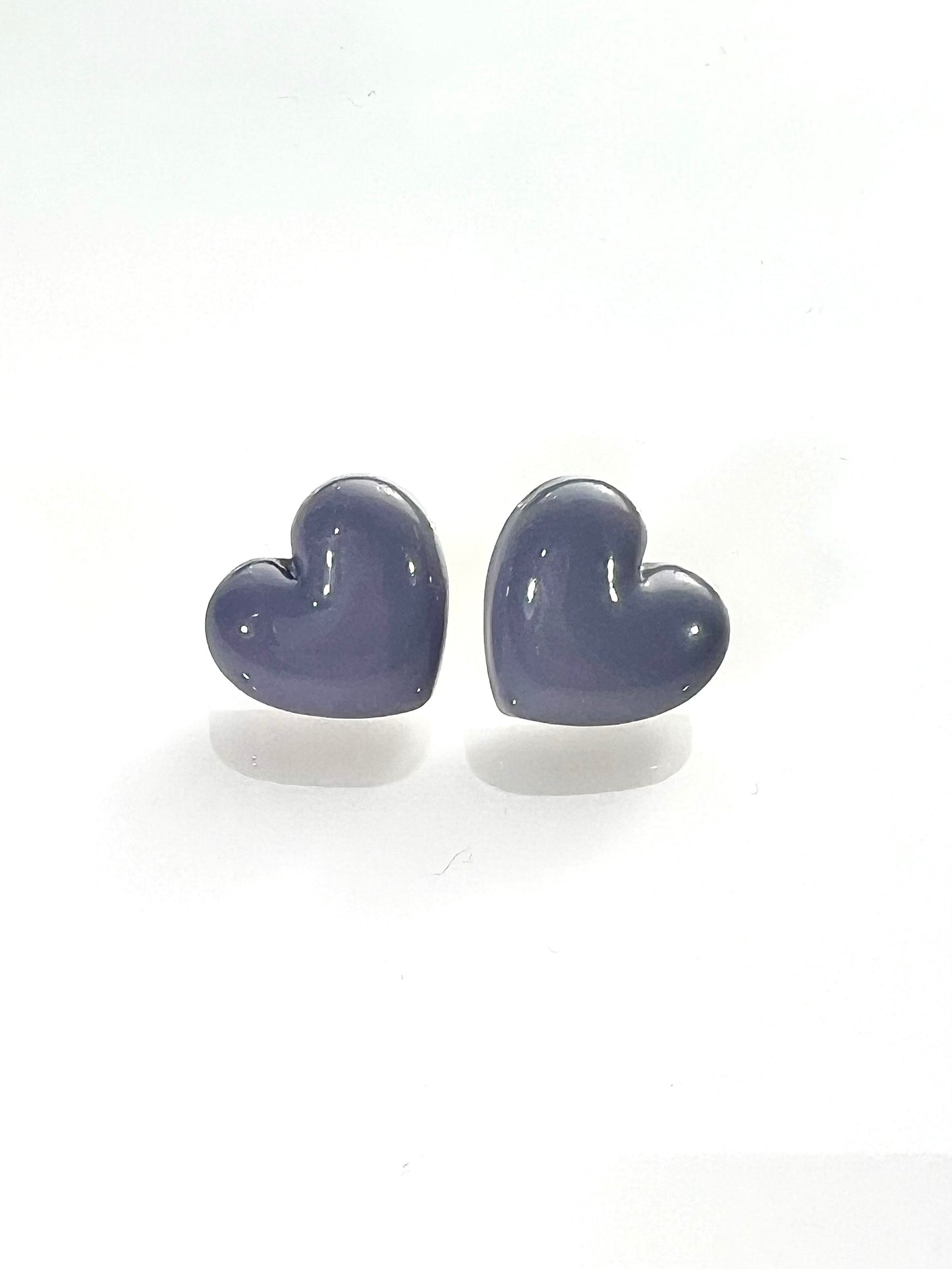 Pendientes corazón gris