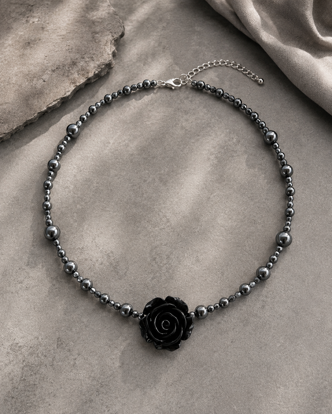 Collar Flor Negra & Hematites