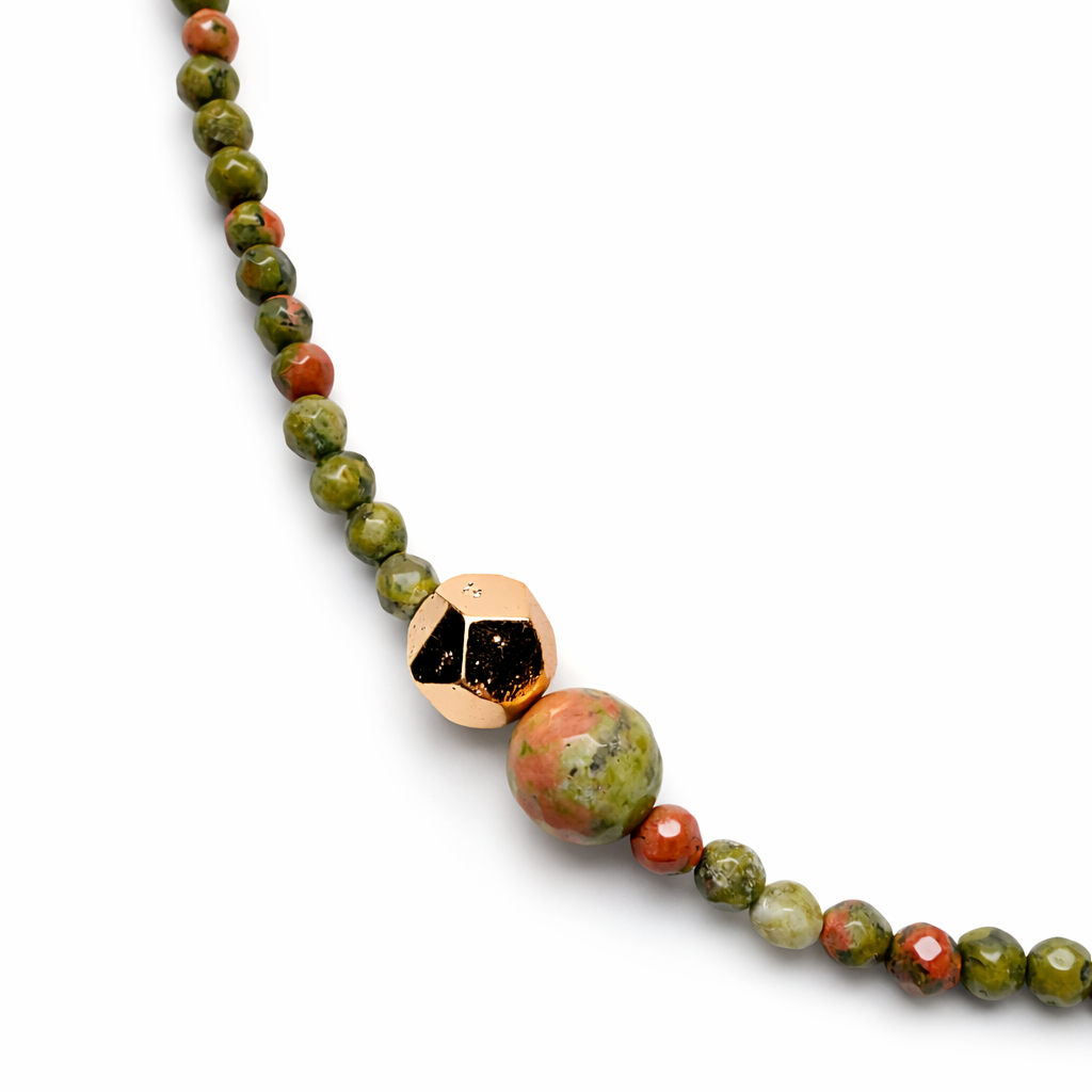 Collar largo granate verde y lava