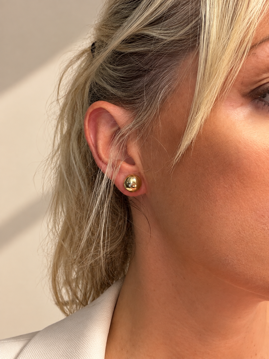 Pendientes Media Esfera Gold 8mm