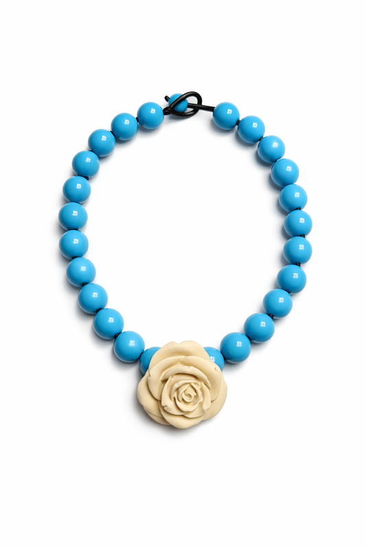 Camelia grande en turquesa