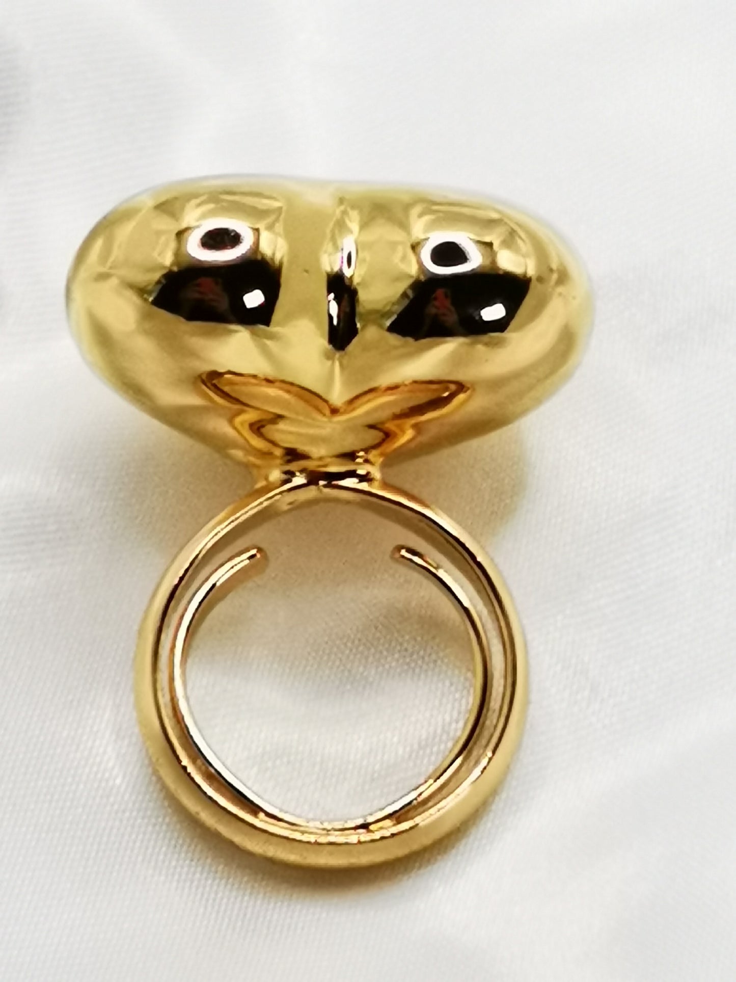 Anillo grande corazón oro