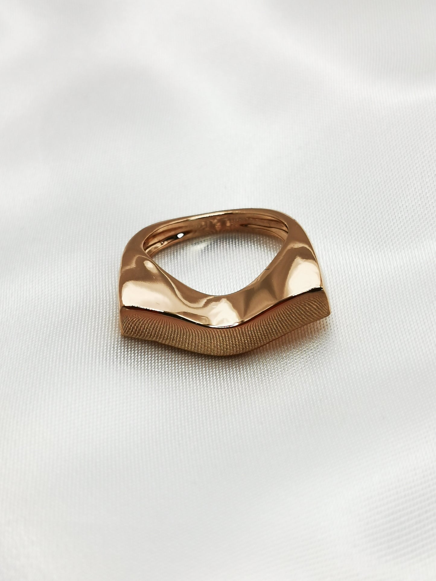 Anillo en oro rosa