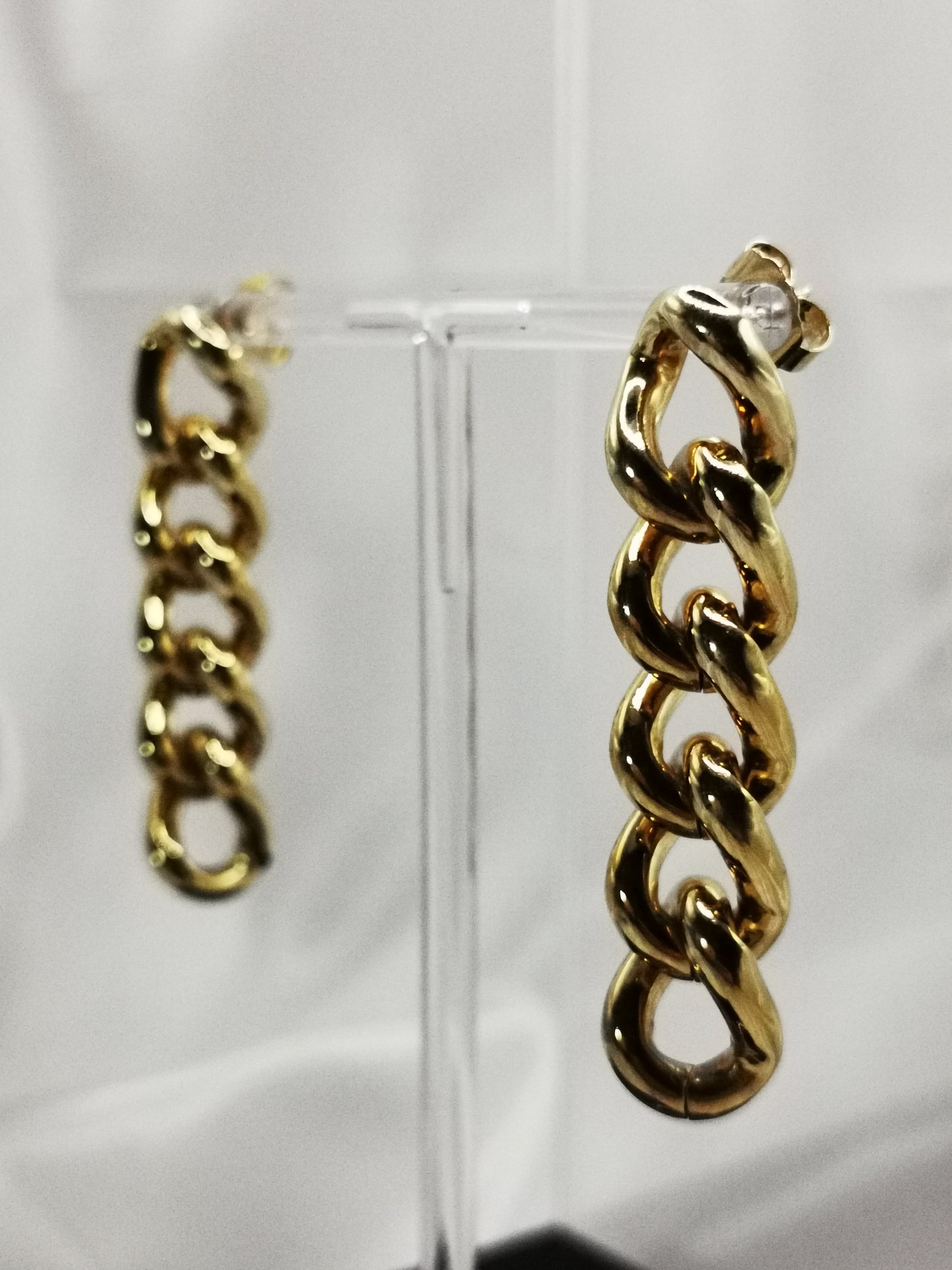 Pendientes largos oro