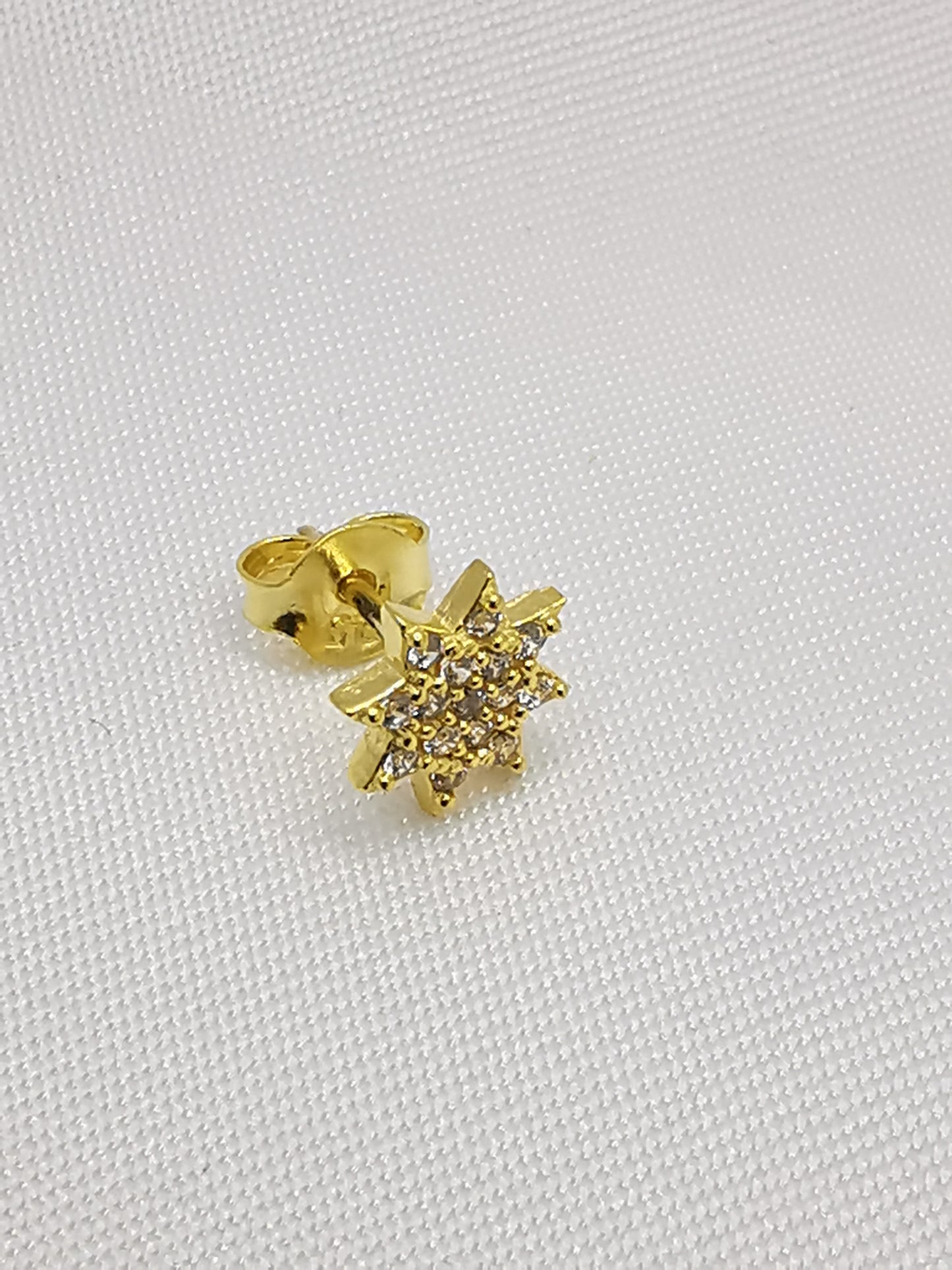 Pendientes dormilonas estrella oro